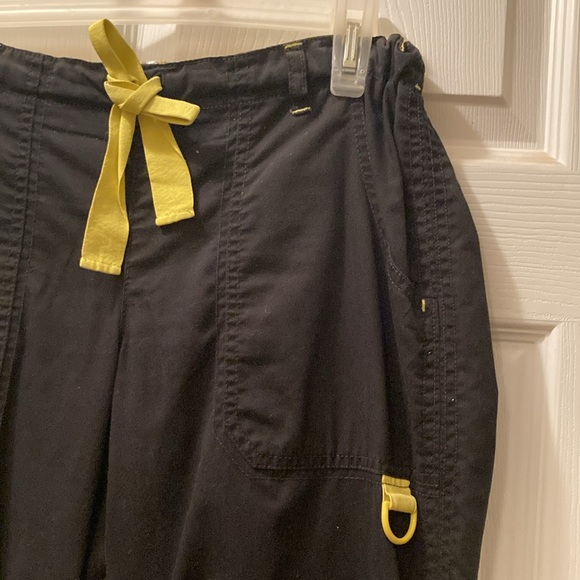 Koi Scrub pants with yellow accents.. size S with full elastic waist - Picture 3 of 5